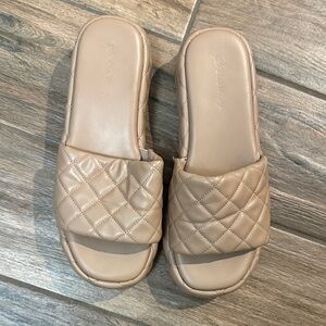 Platform Tan Quilted Slide Sandals